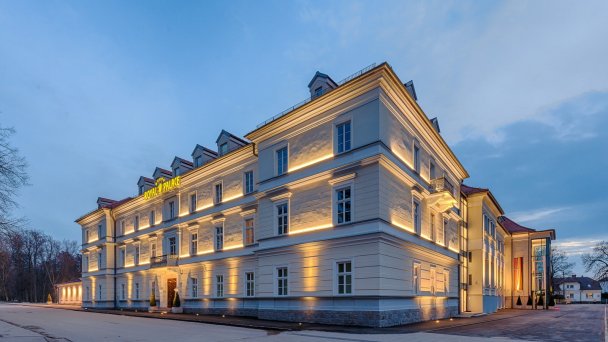 Kúpeľný hotel Royal Palace ***** 29