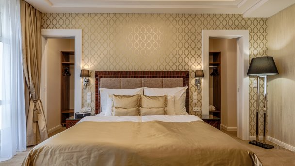 Kúpeľný hotel Royal Palace ***** 68