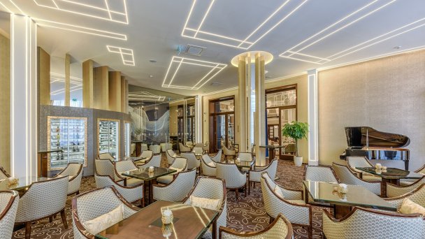 Kúpeľný hotel Royal Palace ***** 86