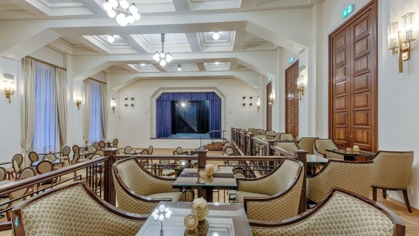 Kúpeľný hotel Royal Palace ***** 90