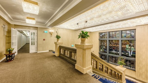 Kúpeľný hotel Royal Palace ***** 51