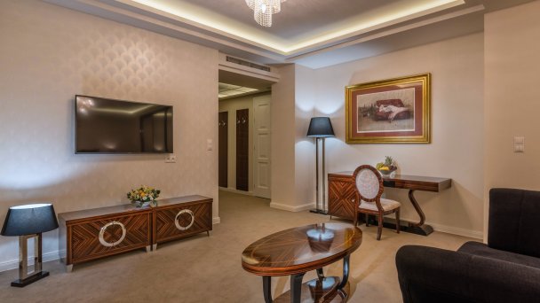 Kúpeľný hotel Royal Palace ***** 44