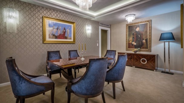Kúpeľný hotel Royal Palace ***** 39