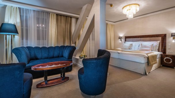 Kúpeľný hotel Royal Palace ***** 35