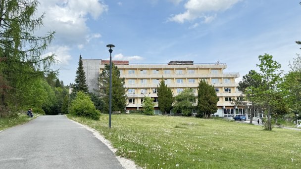 Liečebný dom  Lítia ** (pôvodný Travertín II. **) 8