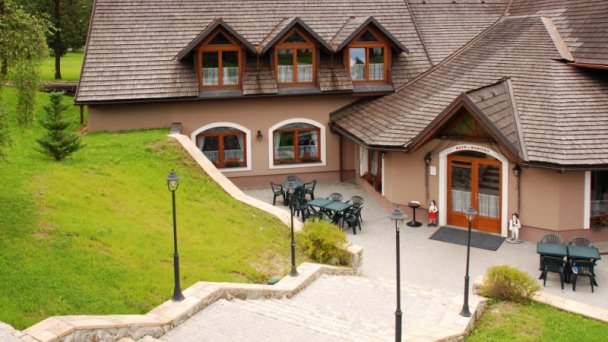 Oravský háj Garden Hotel & Resort *** 15