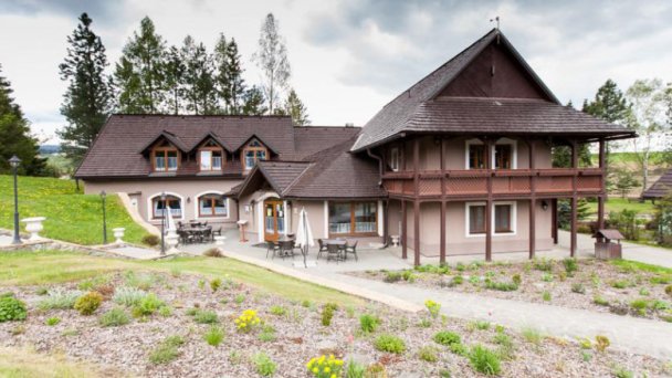 Oravský háj Garden Hotel & Resort *** 12