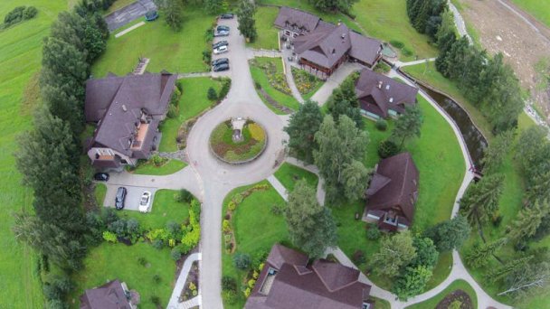 Oravský háj Garden Hotel & Resort *** 8
