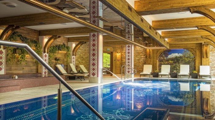 Luxusný wellness, bazén a príjemná atmosféra v Bachledovej doline - Grand Hotel Bachledka Strachan **** Ždiar