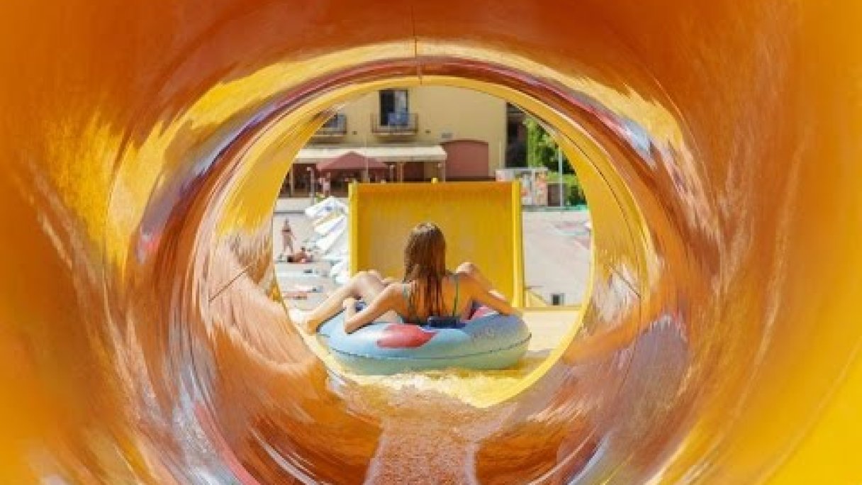Vadas Thermal Resort Sturovo Autor: Vadaš Thermal Resort Štúrovo Zdroj: https://www.youtube.com/@MarketingVadas