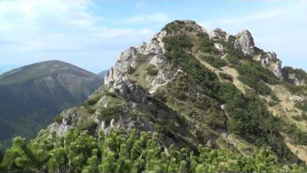Zázrivá   Veľký Rozsutec - 1610 m . Autor: Vlado Vričan Zdroj: https://www.youtube.com/@vladovful