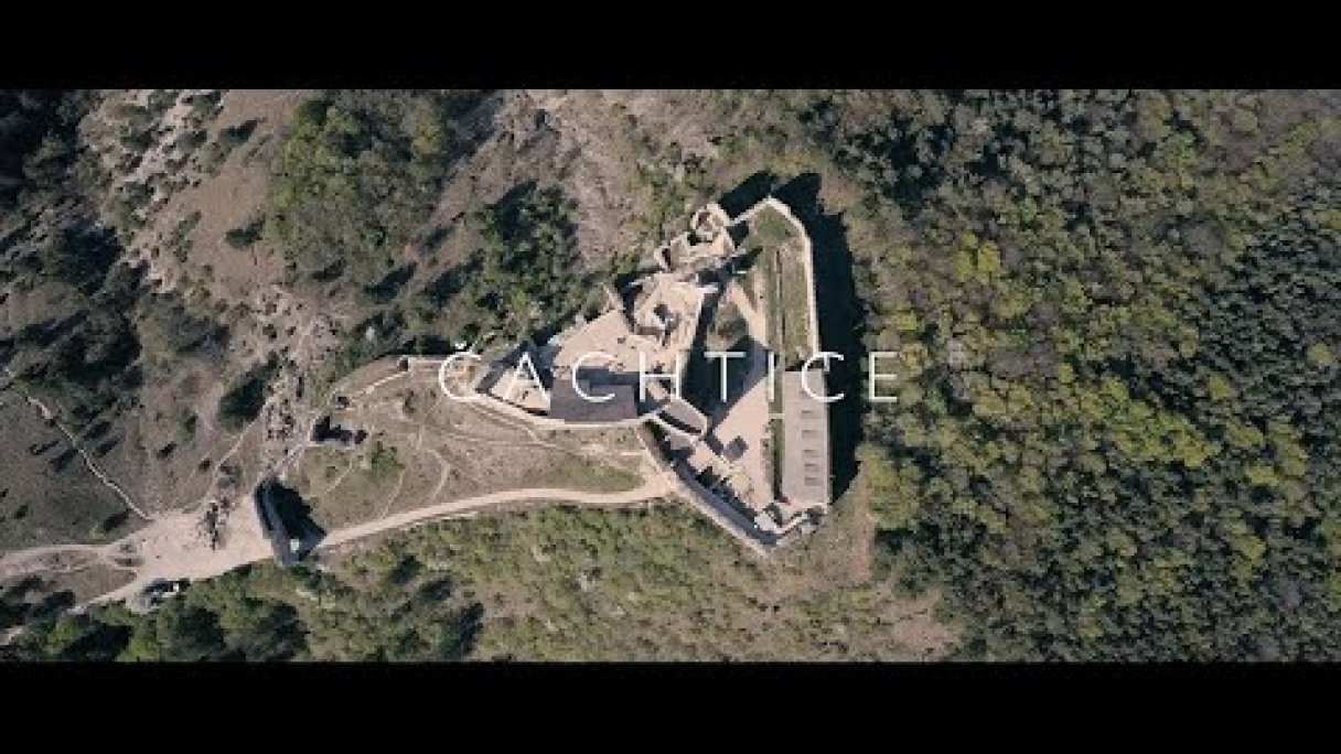 Čachtický hrad, 4K Autor: Miso Misencik Zdroj: https://www.youtube.com/@misomisencik