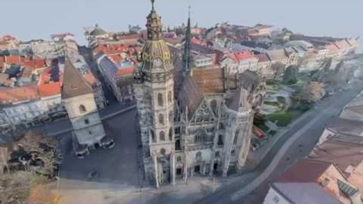 Dóm svätej Alžbety v Košiciach Autor: Slovakiana - kultúrne dedičstvo Slovenska Zdroj: https://www.youtube.com/@slovakiana-kulturnededicst2470