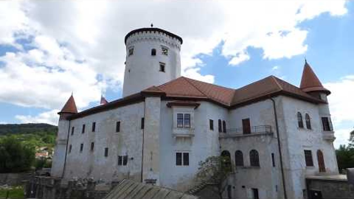 Budatinsky hrad Autor: JaRoY33 Zdroj: https://www.youtube.com/@JaRoY33
