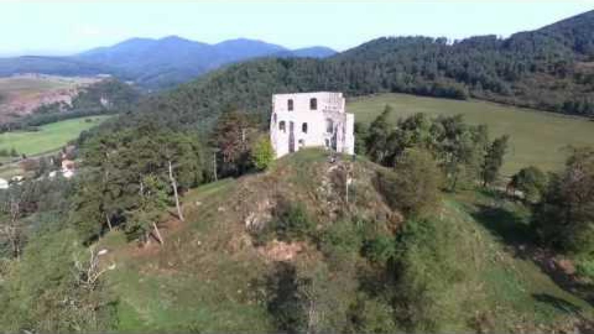 Hrad Dobrá Niva 24.9.2015 Autor: Ján Moronga Zdroj: https://www.youtube.com/@JanMoronga