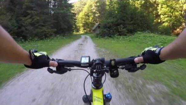 BLATNICKÁ DOLINA - CYKLO ZJAZD Autor: John Žilla Zdroj: https://www.youtube.com/@johnzilla5795 BLATNICKÁ DOLINA - CYKLO ZJAZD Autor: John Žilla Zdroj: https://www.youtube.com/@johnzilla5795