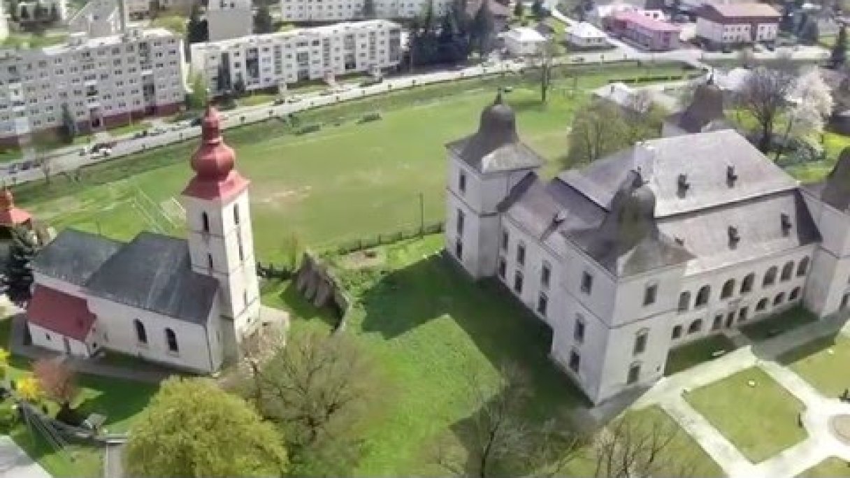 Hanušovce nad Topľou Autor: Dusan Balara Sr. Zdroj: https://www.youtube.com/@duba120 Hanušovce nad Topľou Autor: Dusan Balara Sr. Zdroj: https://www.youtube.com/@duba120