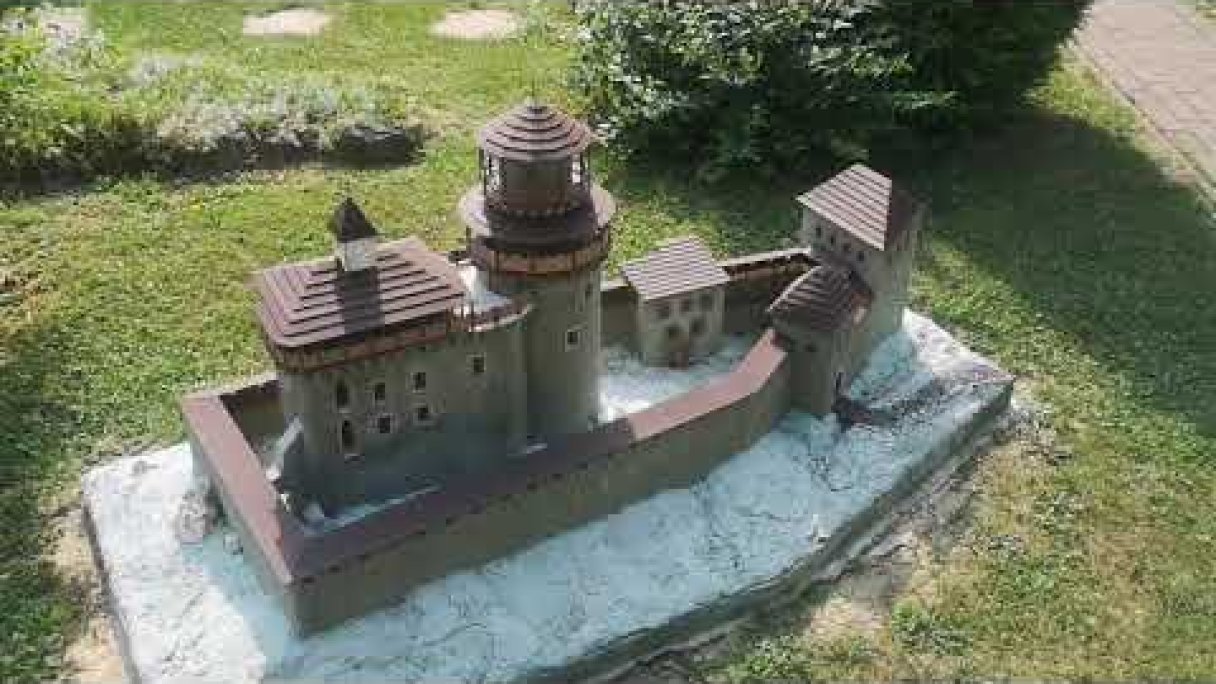 By Pospa - Park Miniatur Podolie Autor: By Pospa Zdroj: https://www.youtube.com/@bypospa4203