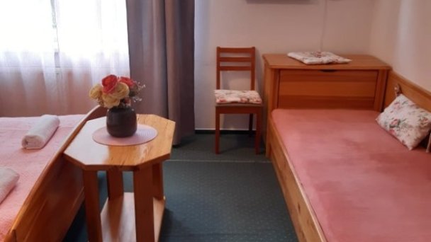 room nr.1 room nr.1
