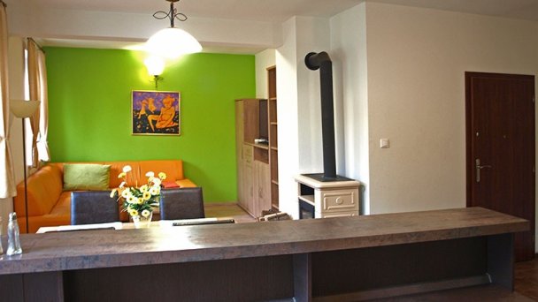 Obývací priestor apartmán 1. poschodie Obývací priestor apartmán 1. poschodie