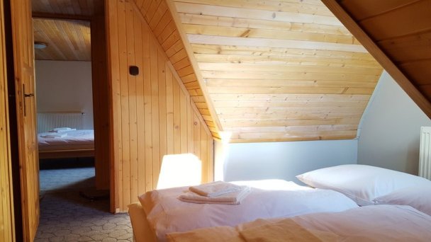 Apartmán 6+2 spálňa