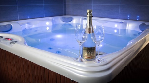 Jacuzzi Jacuzzi