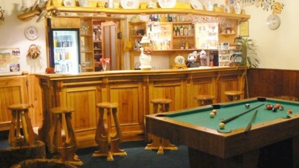 Bar s biliardom Bar s biliardom
