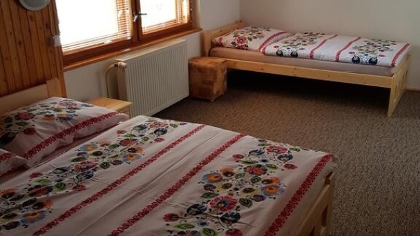 Dvojlôžková izba na prízemí s možnosťou prístelky