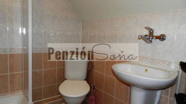 Štvorlôžková izba kúpeľňa Štvorlôžková izba kúpeľňa