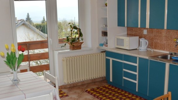 Kuchyňa apartmán prvé poschodie