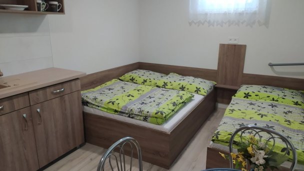 Trojlôžková izba