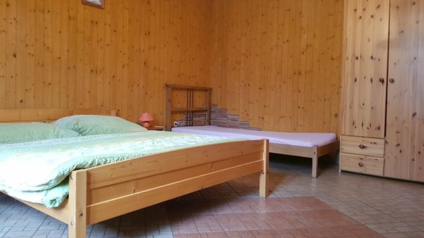 Drevenica Španka Špania Dolina 17