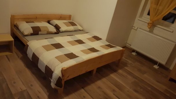 Drevenica Španka Špania Dolina 18