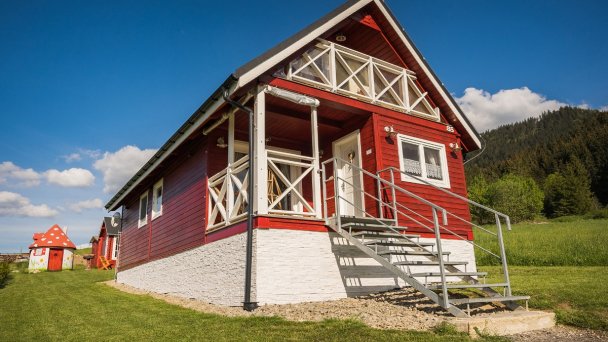 Arctic House 11
