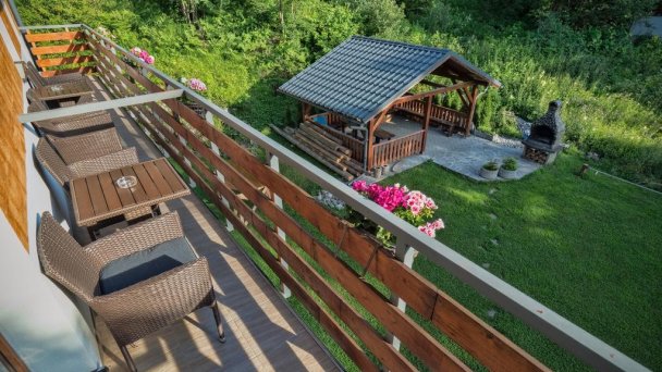 Apartmánový dom Vila Vista a Chata Vista 8