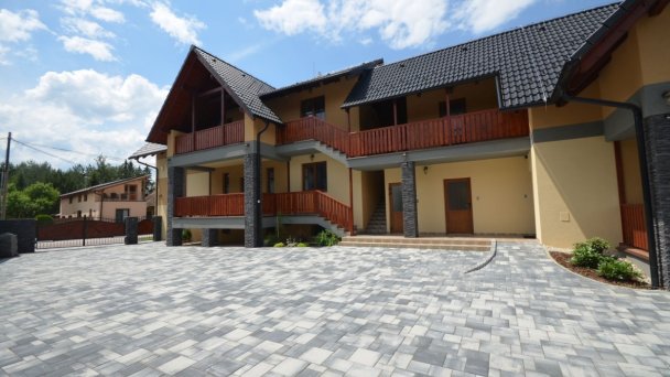 Apartmány BEST I a BEST II Bešeňová 28