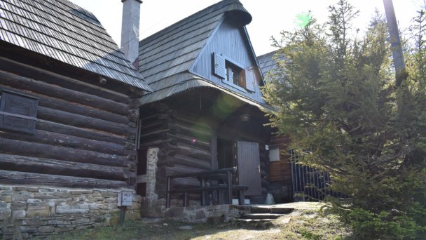 Drevenička pri vleku Zuberec 11