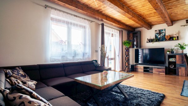 Villa LaDaLuci  Stará Lesná 28