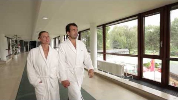 Spa Hotel Splendid*** Autor: Kúpele Piešťany Zdroj: https://www.youtube.com/@spapiestany Spa Hotel Splendid*** Autor: Kúpele Piešťany Zdroj: https://www.youtube.com/@spapiestany