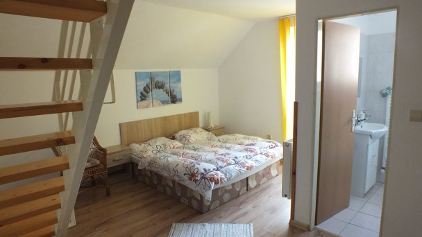 Privat KARIN Vrbov 18