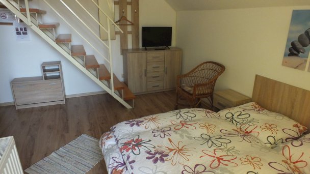 Privat KARIN Vrbov 15