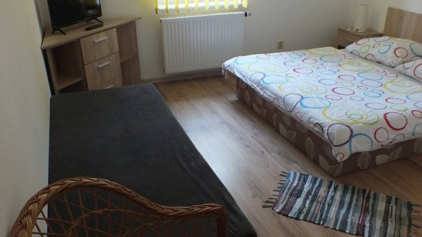 Privat KARIN Vrbov 13