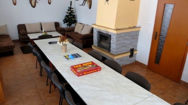 Chaty Alica a Lucia Kubínska hoľa - Dolný Kubín 4