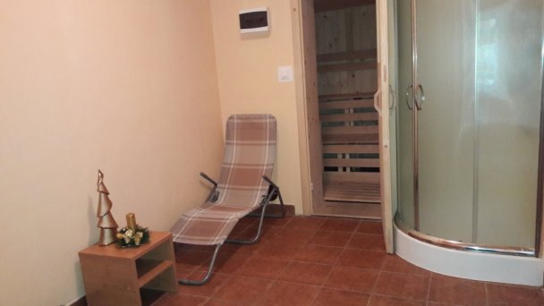 Chaty Alica a Lucia Kubínska hoľa - Dolný Kubín 21