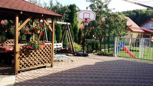 Ružový penzión Vitanová 26 Ružový penzión Vitanová 26