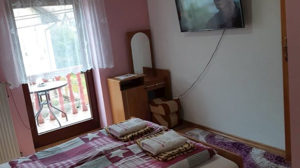 Ružový penzión Vitanová 50 Ružový penzión Vitanová 50