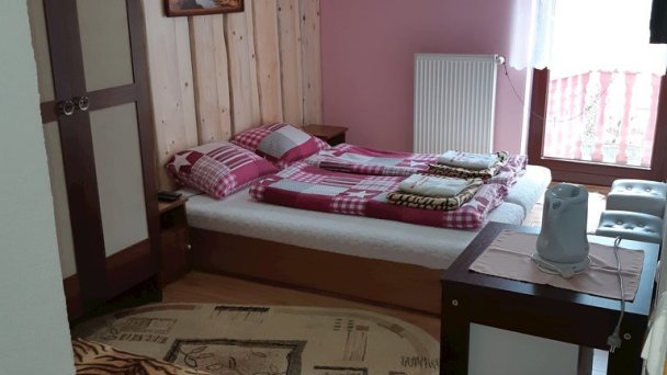 Ružový penzión Vitanová 52 Ružový penzión Vitanová 52