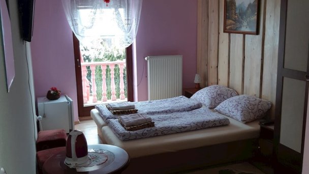 Ružový penzión Vitanová 60 Ružový penzión Vitanová 60
