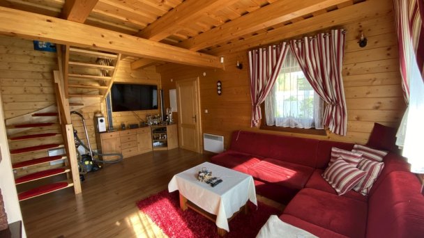 Chata s bazénom a domčekom na strome Námestovo 4 Chata s bazénom a domčekom na strome Námestovo 4