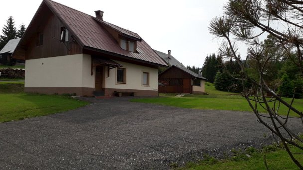 Chaty Hasky  Oravská Lesná 72